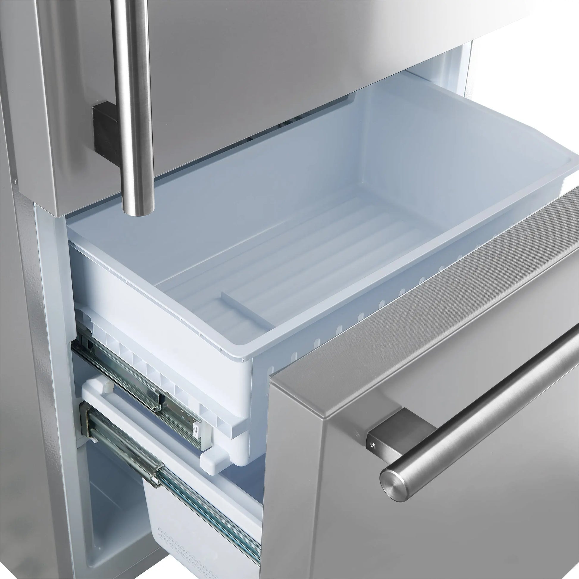Forno Milano Espresso 31-Inch Bottom Freezer Refrigerator, Stainless Steel, 17.2 cu.ft Capacity, Right Swing Door, Energy Efficient FORNO