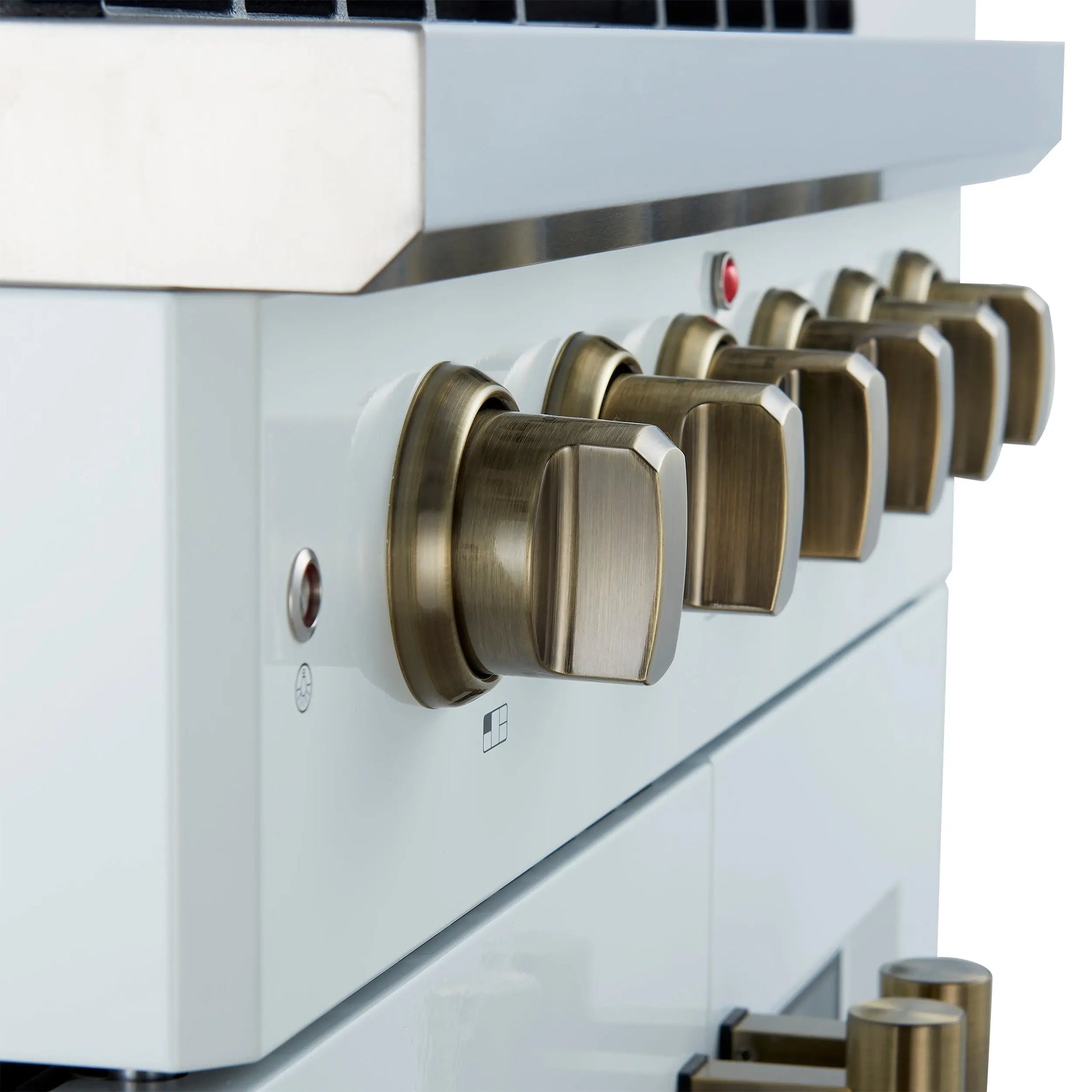 Forno Galiano 30-inch French Door Gas Range
White with Antique Brass Design, 5 Burners,
68,000 BTU, 4.32 cu.ft. Convection Oven FORNO