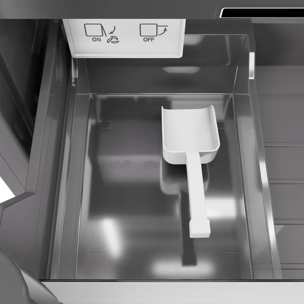 https://cdn.shopify.com/s/files/1/0596/2504/6223/files/zline--built--in--stainless--steel--column--freezer--RCFVZ-304-24-G--detail--ice--maker_16cd393d-2f8d-4e5f-b48c-292ae124c400.jpg?v=1749850406