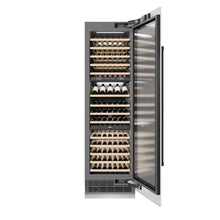 https://cdn.shopify.com/s/files/1/0596/2504/6223/files/zline--built--in--white--matte--column--wine--refrigerator--RCWVZ-WM-24-MB--front--open--wine--in_70e934a4-532e-4812-8ce5-e78d06759b9a.jpg?v=1757529146