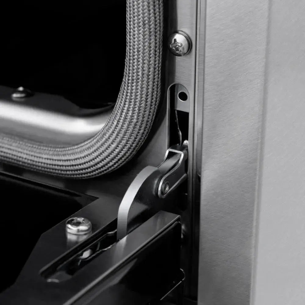 https://cdn.shopify.com/s/files/1/0596/2504/6223/files/zline--select--satin--stainless--steel--dual--fuel--range--autograph--edition--matte--black--HDRSZ-48-MB--hinge--detail.webp?v=1770242780